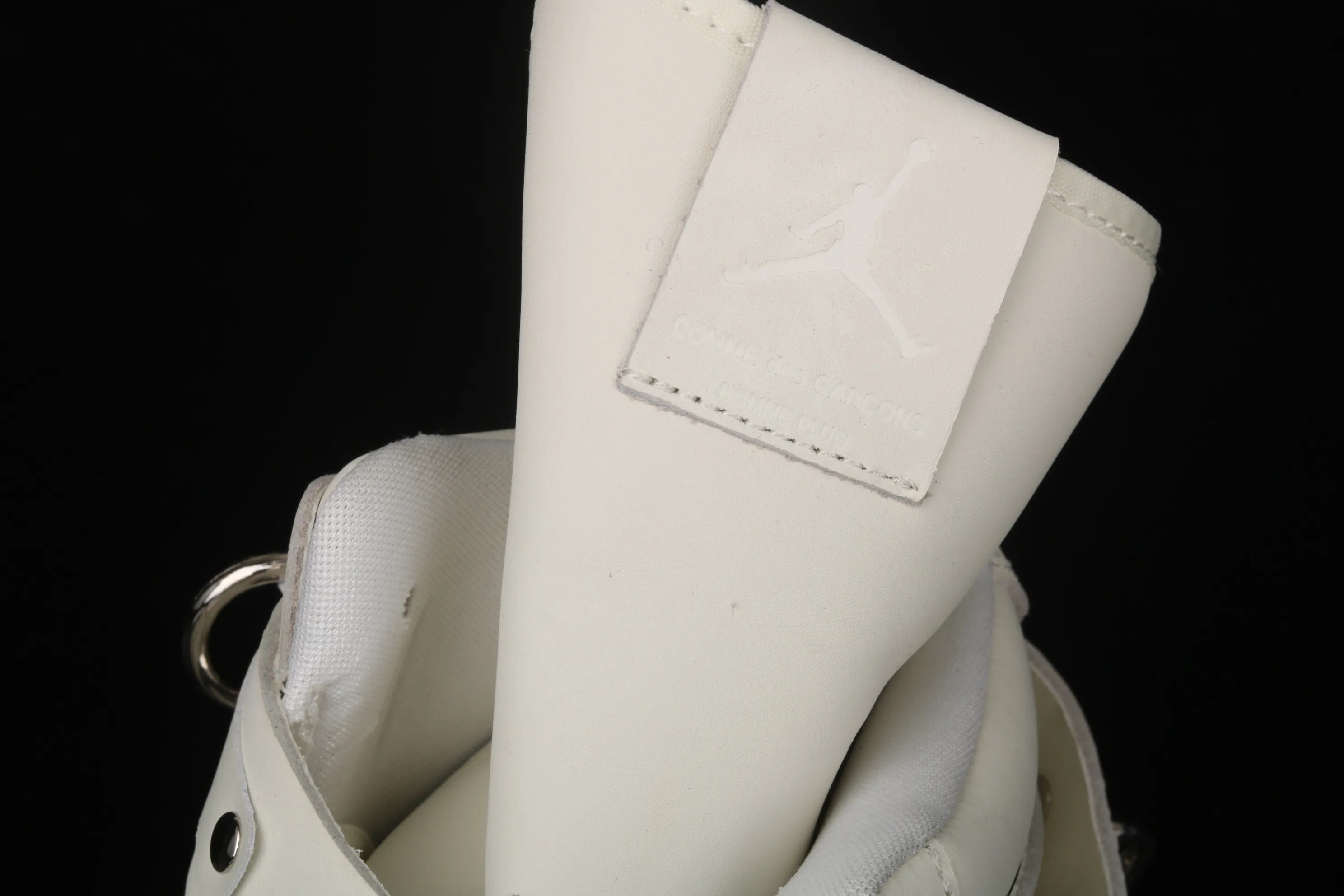 All categories Air Jordan Jordan series basketball shoes Air Jordan 1 High Comme Des Garcons Homme Plus x Air Jordan 1 High "CDG White" AJ1 Joe 1 retro classic high-top versatile cultural basketball shoes CN5738-100